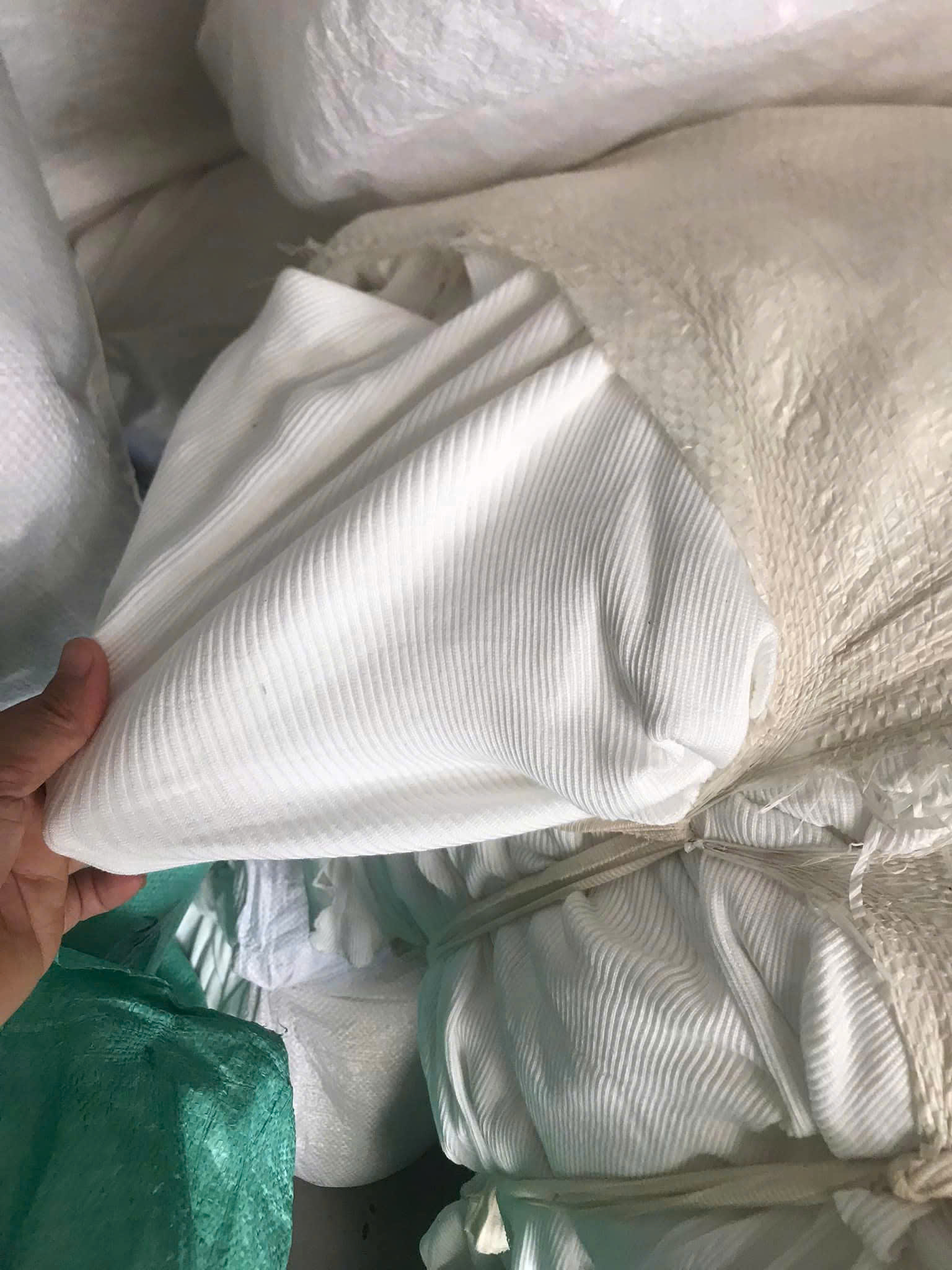 z7272591449513_27604fdfe2932e64826fb7cd3dc56510